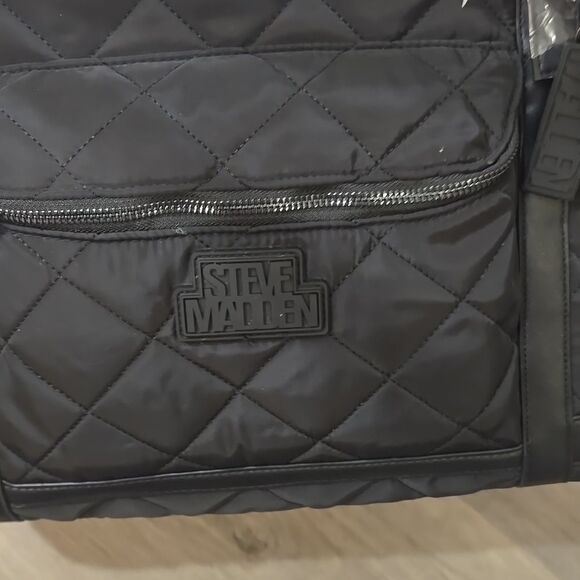 Steve Madden BLeona Quilted Weekender Travel Bag - Picture 14 of 14
